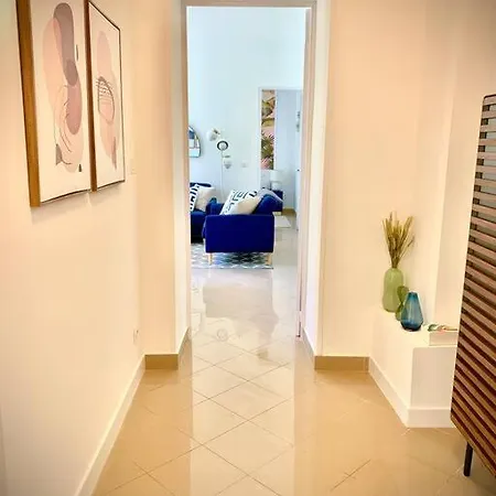 Superbe 3 Pieces - 30m De La - Terrasse - Clim - Parking Apartament