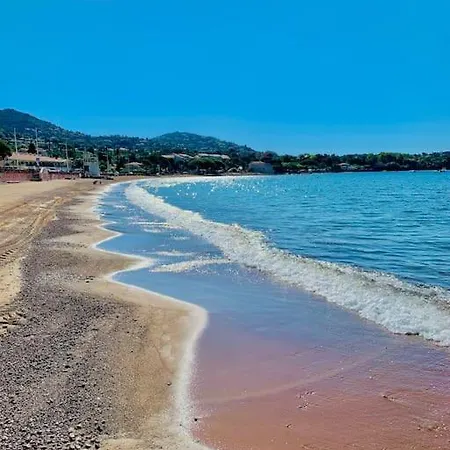 Superbe 3 Pieces - 30m De La - Terrasse - Clim - Parking Apartment Saint-Raphael (Var)